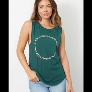Good hYOUMan Green Graphic Peace Tank Top Made in USA Women’s Large